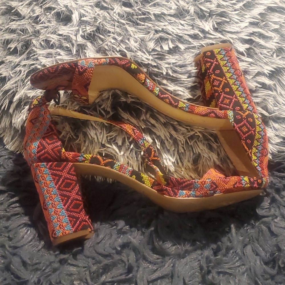 Sandals 👡 - Picture 2 of 9